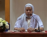 المحافظ والمتهاون بالصلاة